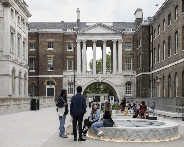 King’s College London - Hall McKnight